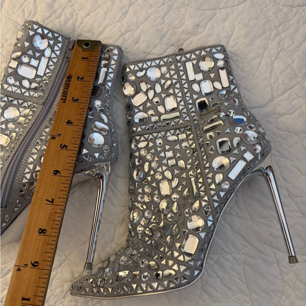 Steve Madden Silver Crystal Embellished Pointed-Toe Stiletto Boots - Picture 4 of 7